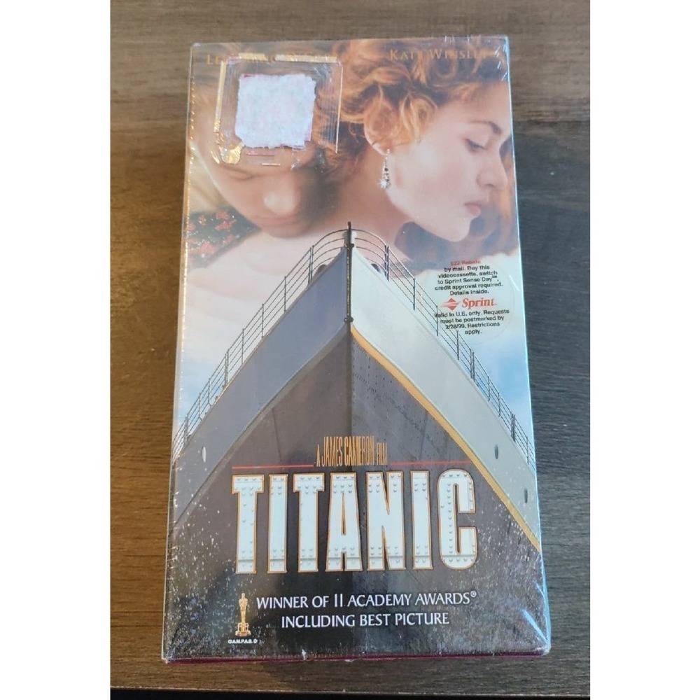 Academy Award winner Titanic VHS set